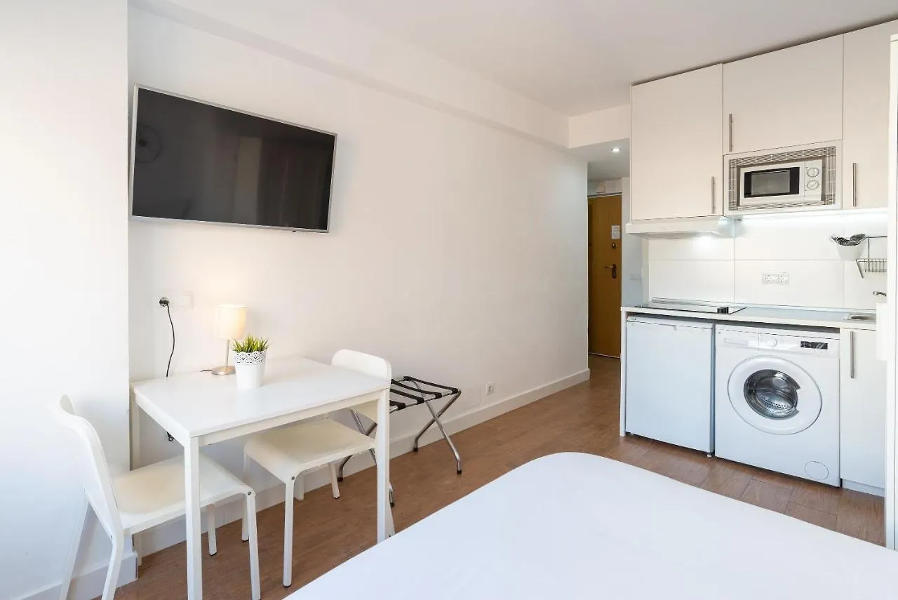 Lu&Cia Malagueta 9 Apartment Malaga 0*,